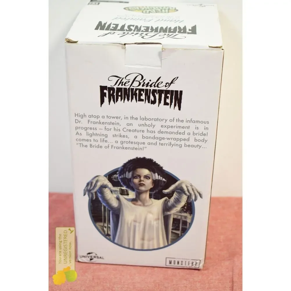 NECA Universal Monsters Bride of Frankenstein Head Knocker (Pack Wear)